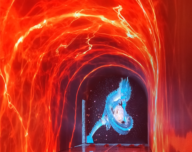 ɽ������ĳ��ѩ��