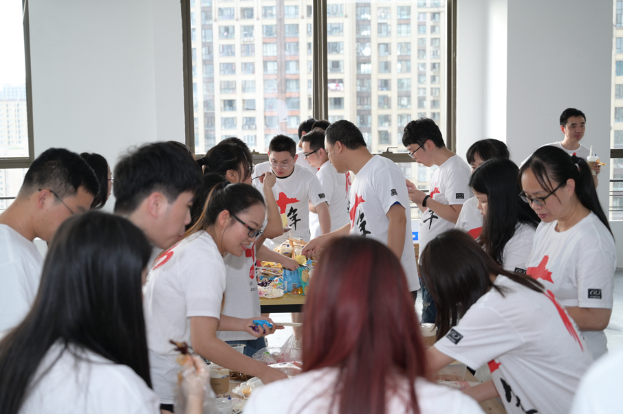 1277�Ǽʵ�����Ϸ����