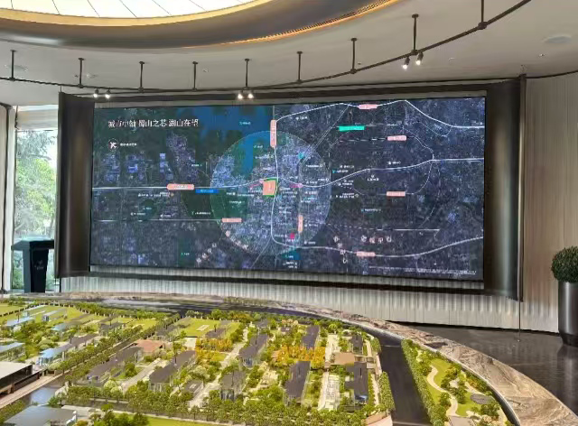 �õ���¥������LED��ʾ��