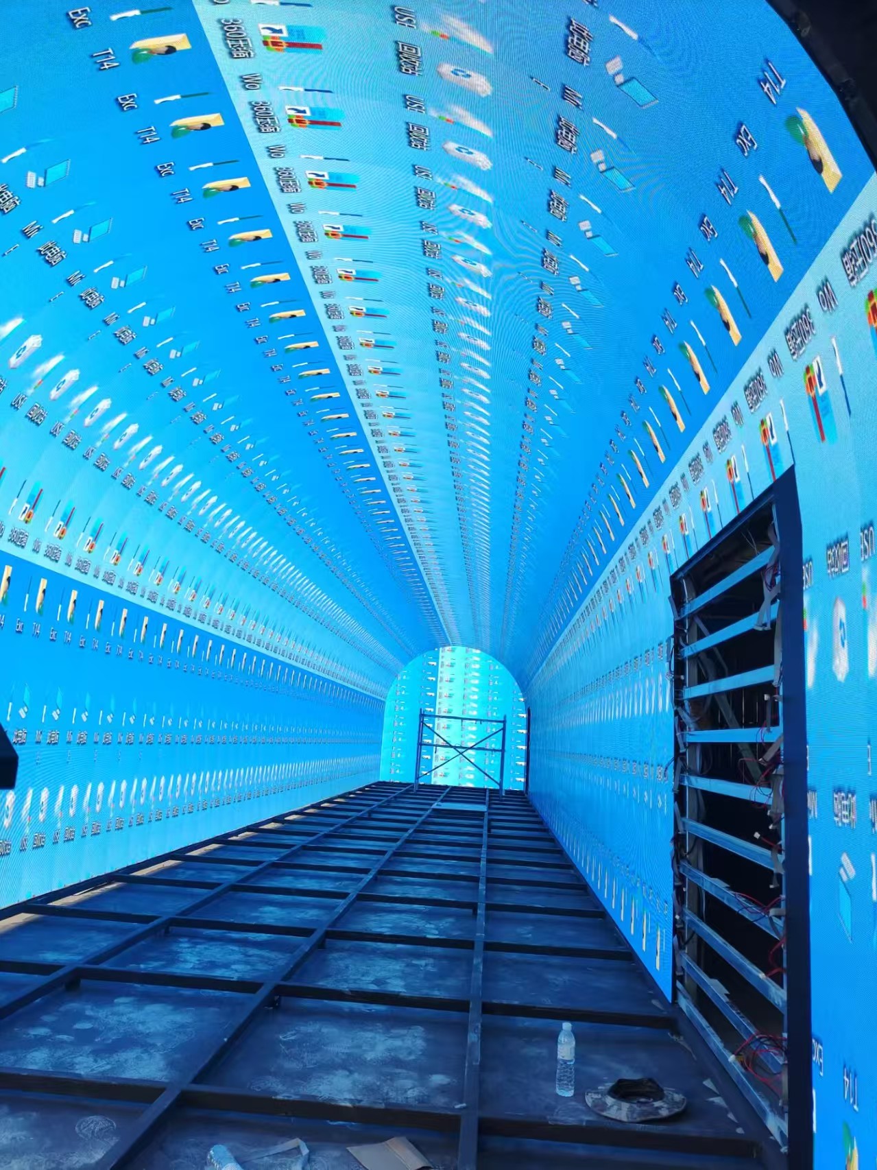 ���ݾ�����������