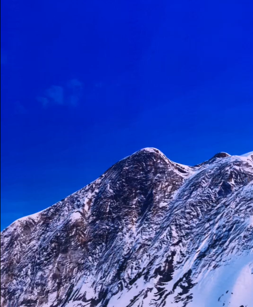 ����ɽ���ڸ���ӰԺ