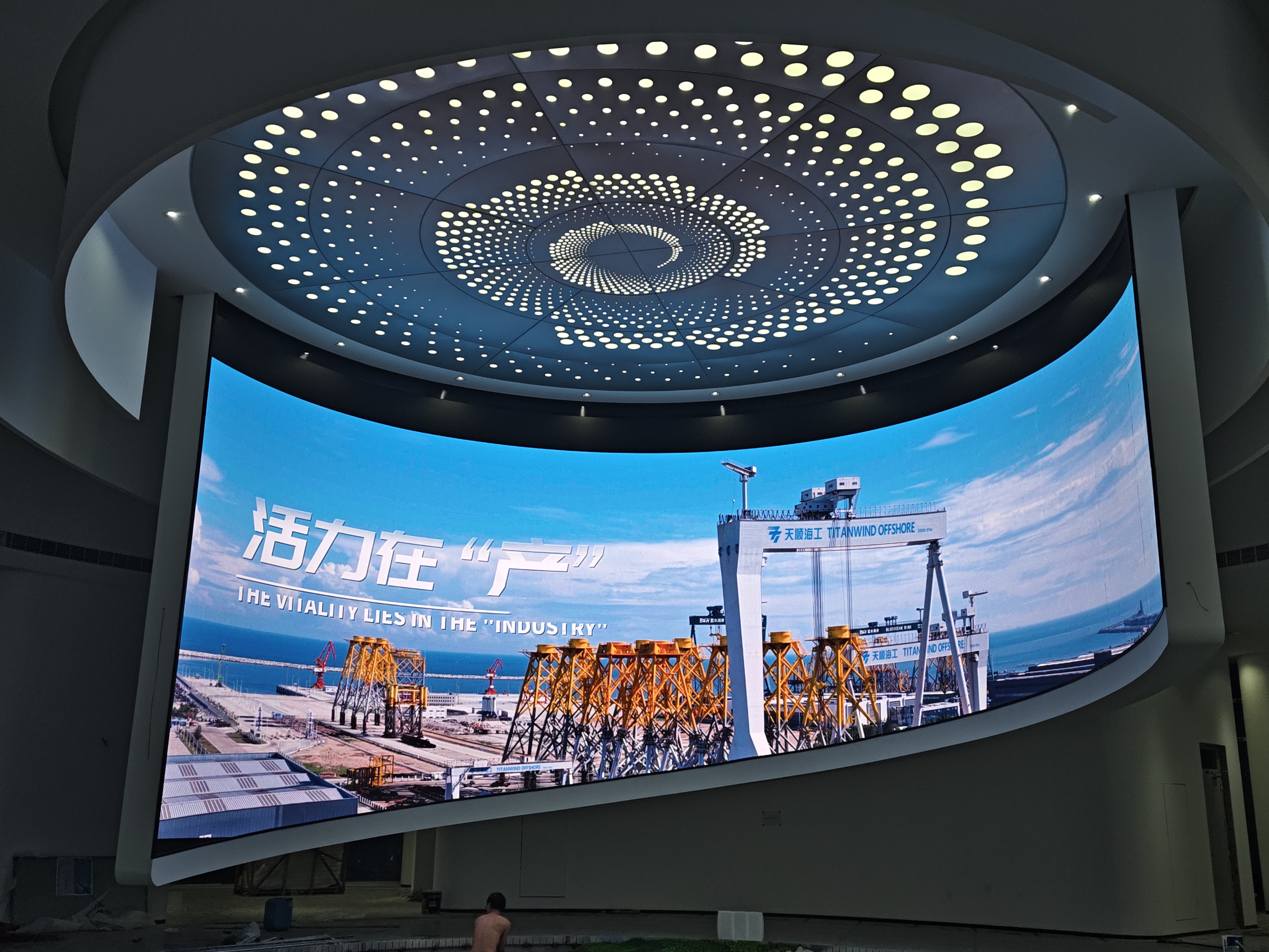 �����л�