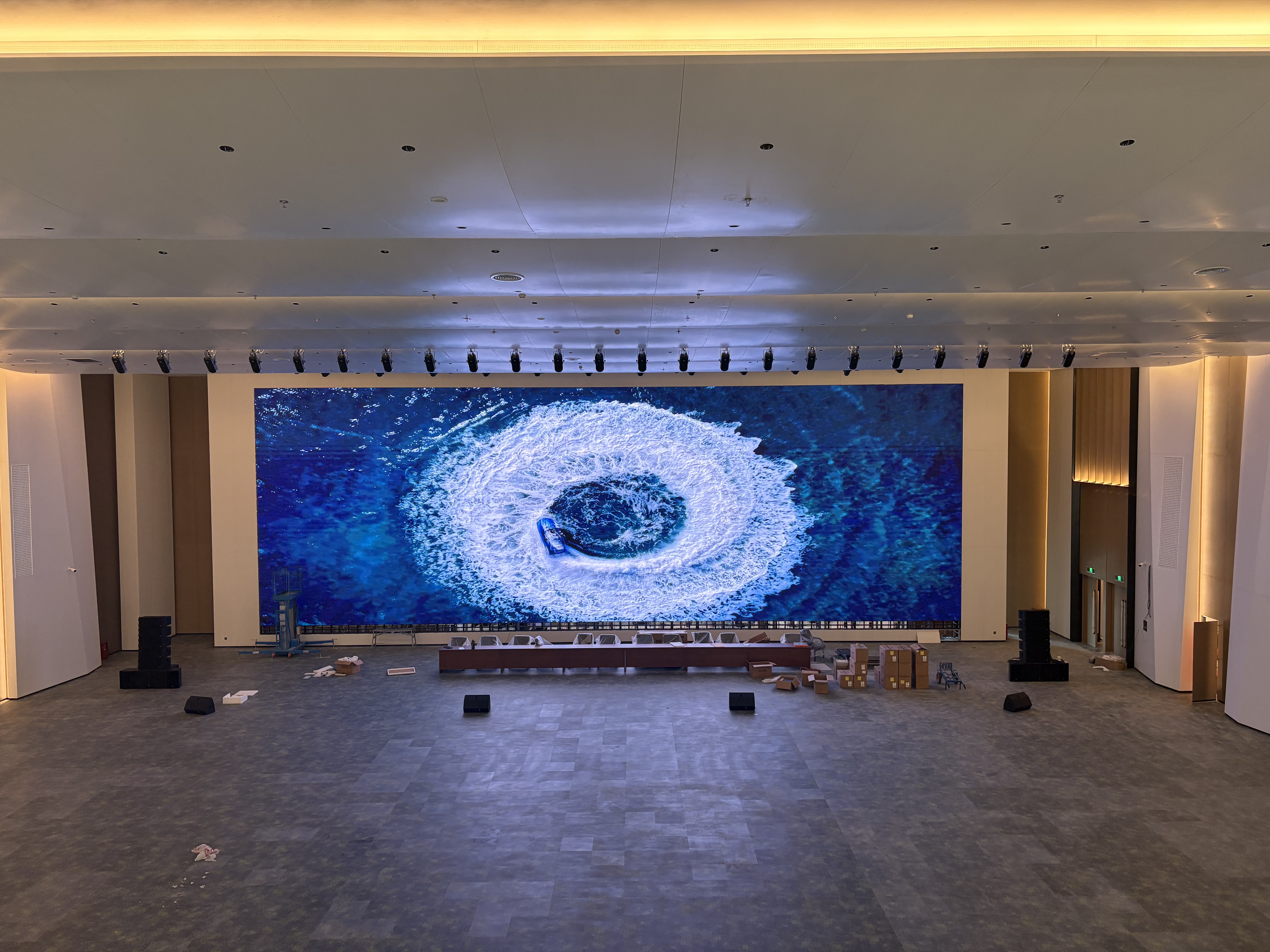 �����ջݽ���