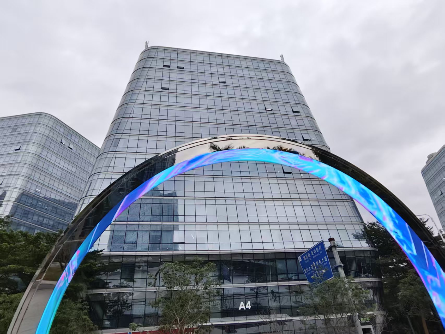 ������ɽ����ͷ������ʾ