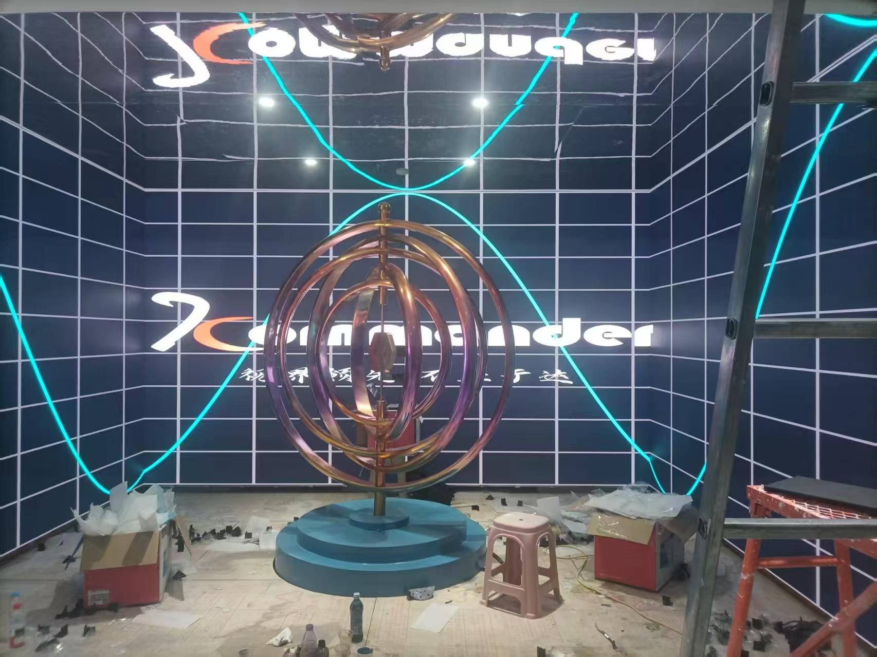 U������3D��